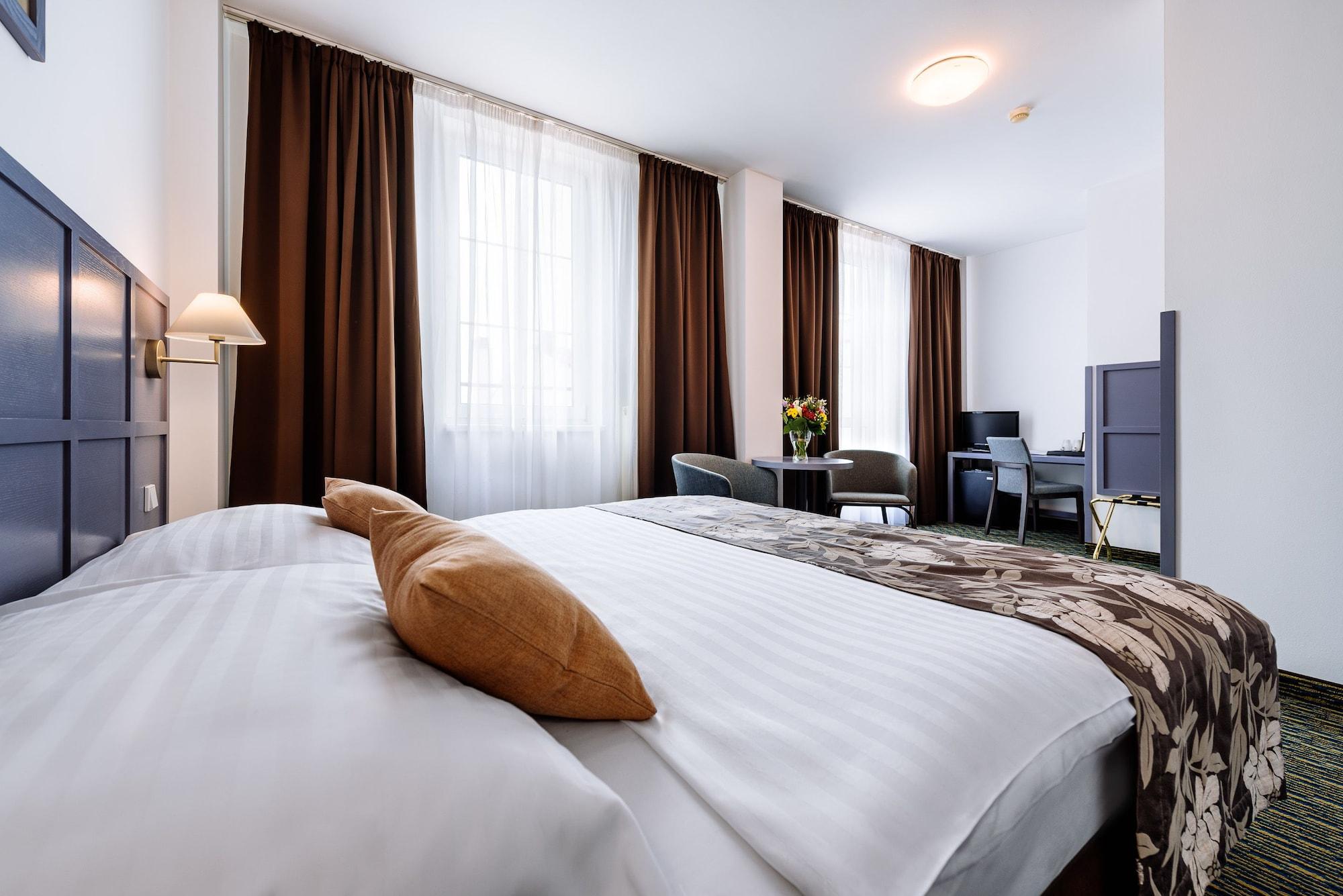 Central Hotel Prague 3* Praag
